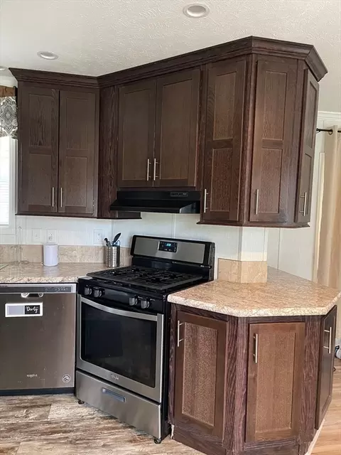 83 Kristen Ln, Wareham, MA 02571 photo 6