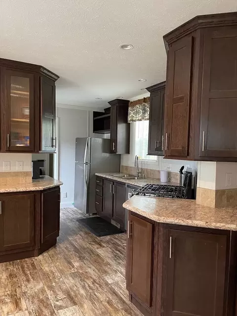 83 Kristen Ln, Wareham, MA 02571 photo 7