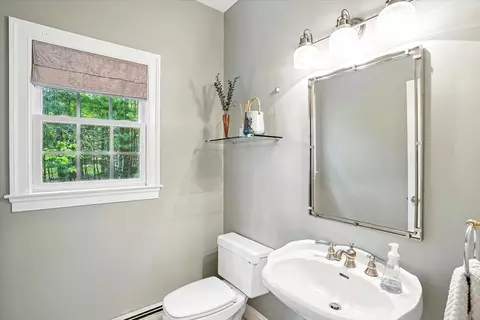 19 Juniper Rd, Upton, MA 01568 photo 15