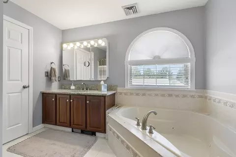 16 Windsor St, Everett, MA 02149 photo 16