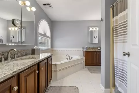 16 Windsor St, Everett, MA 02149 photo 17
