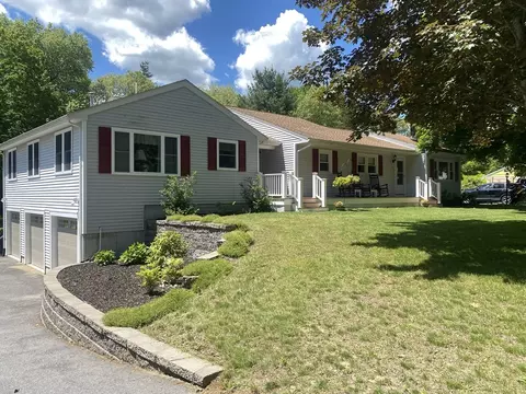 9 Pine City Rd, Carver, MA 02330