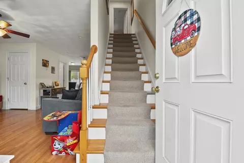 5239 N Main St #7, Fall River, MA 02720 photo 3