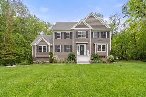 14 Boutwell St # R, Wilmington, MA 01887