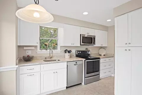 1 Abington Rd #1, Danvers, MA 01923 photo 4