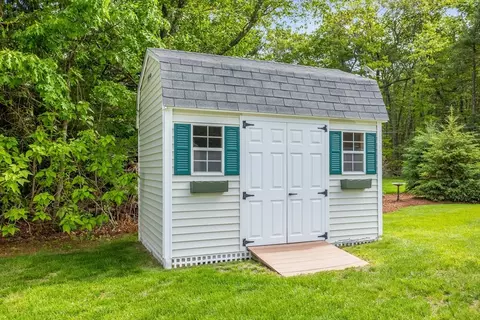 45 Taylor Rd, Maynard, MA 01754 photo 37