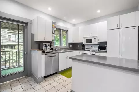 Kitchen - 97 Stearns Rd, Brookline, MA 02446 photo 4 of 4