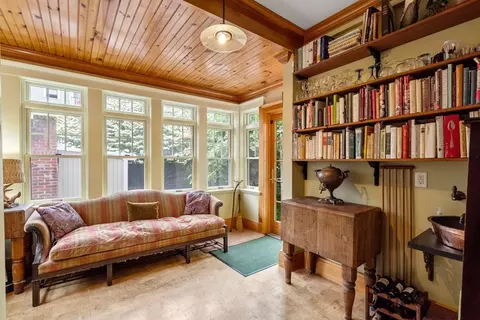 Entry Way - 97 Stearns Rd, Brookline, MA 02446 photo 3 of 5