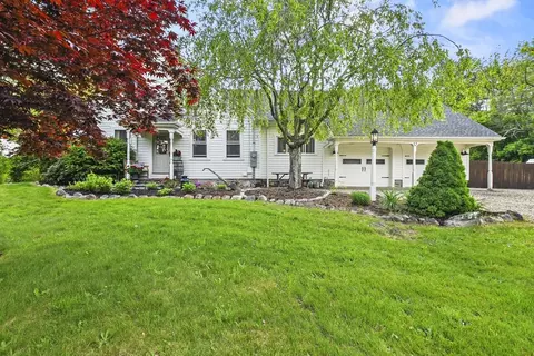 581 Middle Rd, Acushnet, MA 02743 photo 38