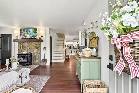 581 Middle Rd, Acushnet, MA 02743 photo 17