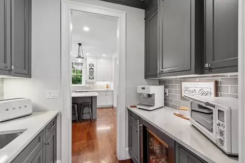 159 Marked Tree Rd, Needham, MA 02492 photo 8