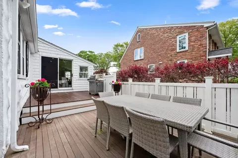41 Laurel Dr, Needham, MA 02492 photo 20