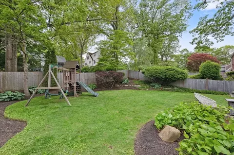 41 Laurel Dr, Needham, MA 02492 photo 27