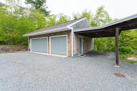 Exterior - 5 Indian Hl, Beverly, MA 01915 photo 5 of 9