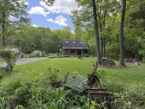 18 Doyle Ave, Winchendon, MA 01475
