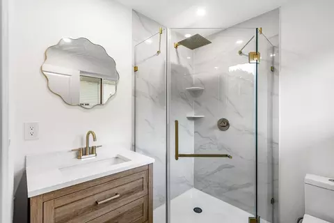 Bath - 26 Parsons Dr, Swampscott, MA 01907 photo 1 of 4
