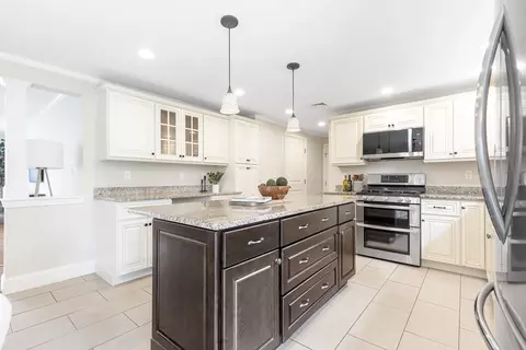 7 Langdon Rd, Natick, MA 01760 photo 14