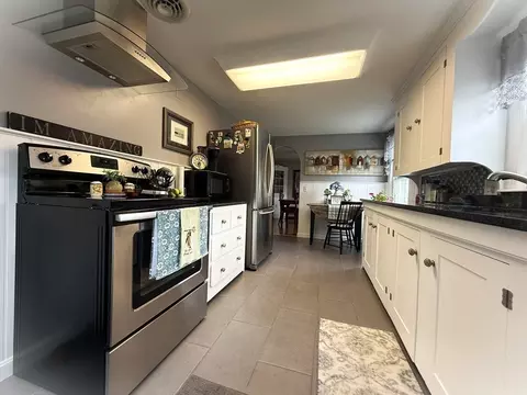 4 Perryville Rd, Webster, MA 01570 photo 11
