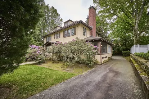 92 Dean Rd, Brookline, MA 02445 photo 35