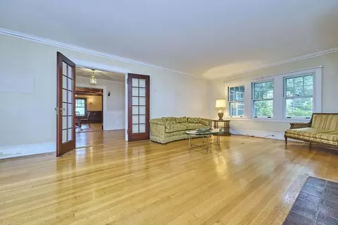92 Dean Rd, Brookline, MA 02445 photo 6
