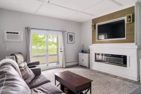 38 Carter St #112, Everett, MA 02149
