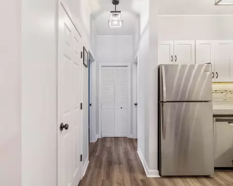 Entry Way - 38 Carter St #112, Everett, MA 02149 photo 2 of 4