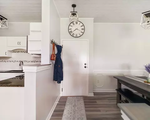 Entry Way - 38 Carter St #112, Everett, MA 02149 photo 1 of 4