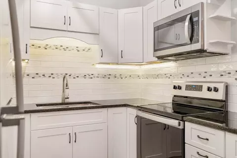Kitchen - 38 Carter St #112, Everett, MA 02149 photo 4 of 5