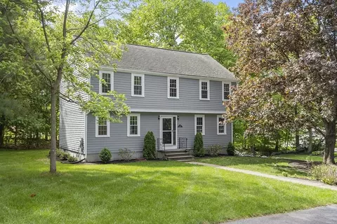 47 Browning Rd, Shrewsbury, MA 01545