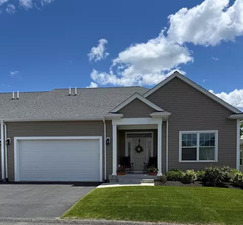 186 Stone Hill Dr #186, Whitinsville, MA 01588
