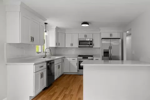 619 Elsbree, Fall River, MA 02720 photo 11
