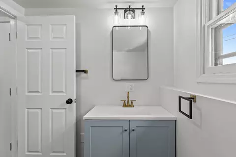 619 Elsbree, Fall River, MA 02720 photo 33