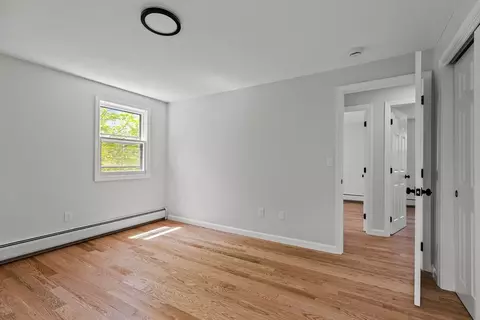 619 Elsbree, Fall River, MA 02720 photo 16