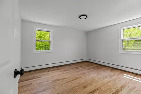 619 Elsbree, Fall River, MA 02720 photo 15