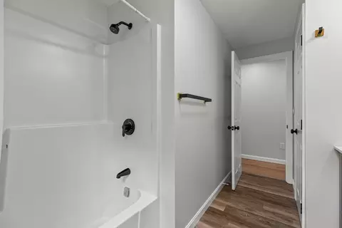 619 Elsbree, Fall River, MA 02720 photo 26