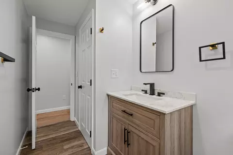 619 Elsbree, Fall River, MA 02720 photo 25
