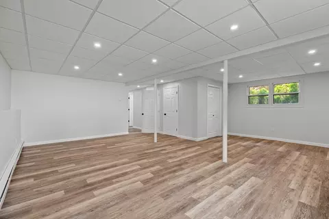 619 Elsbree, Fall River, MA 02720 photo 30