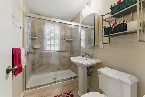 31 Fallston St, Springfield, MA 01119 photo 20