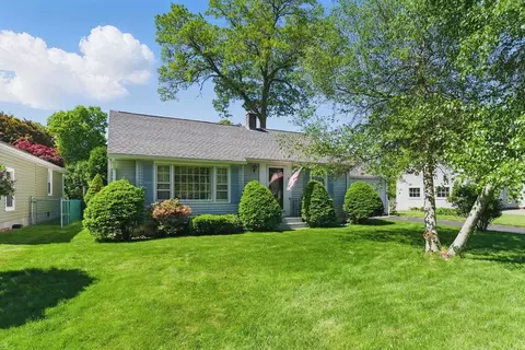 31 Fallston St, Springfield, MA 01119 photo 2