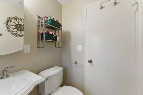 31 Fallston St, Springfield, MA 01119 photo 21