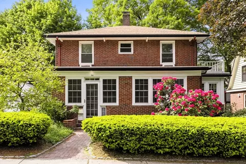 301 Pond St, Jamaica Plain, MA 02130