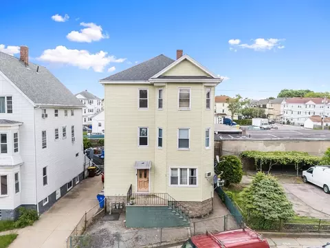 Exterior - 90 Montaup St, Fall River, MA 02724 photo 2 of 4