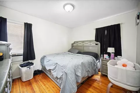 Bedroom - 90 Montaup St, Fall River, MA 02724 photo 3 of 3