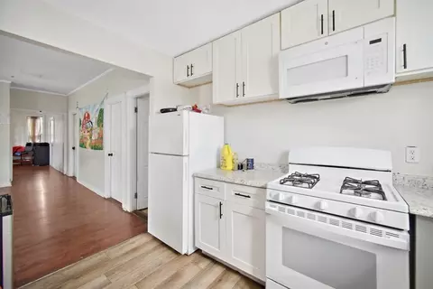 Kitchen - 90 Montaup St, Fall River, MA 02724 photo 2 of 5