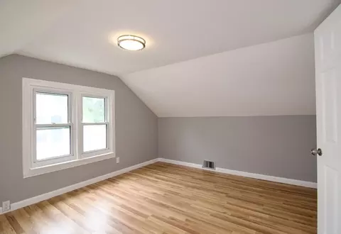 Bedroom - 63 Grandview St, Springfield, MA 01118 photo 9 of 17