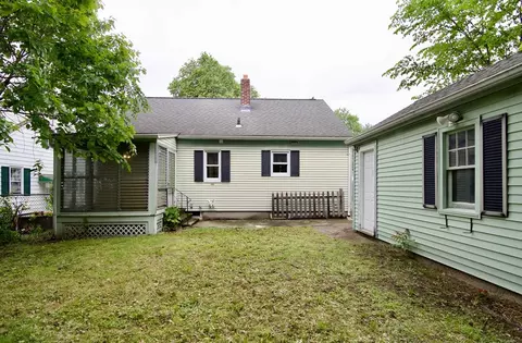 Exterior - 63 Grandview St, Springfield, MA 01118 photo 3 of 5