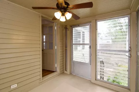 Exterior - 63 Grandview St, Springfield, MA 01118 photo 5 of 5