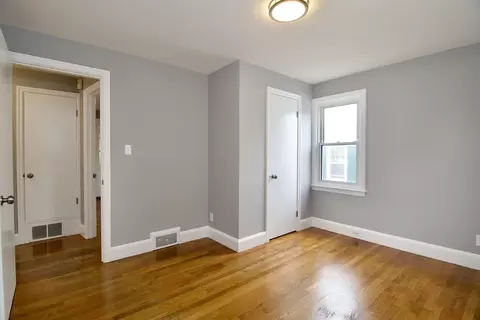 Bedroom - 63 Grandview St, Springfield, MA 01118 photo 8 of 17