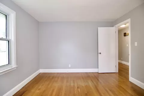 Bedroom - 63 Grandview St, Springfield, MA 01118 photo 5 of 17