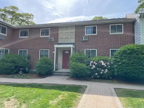 50 Wilson Dr #50, Framingham, MA 01702